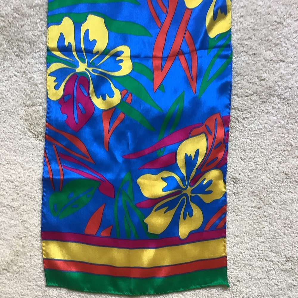 Liz Claiborne Blue Tropical Floral Print Scarf - Picture 5 of 10